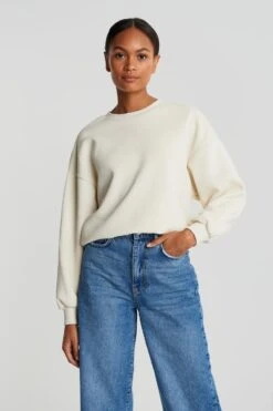 Gina Tricot Basic Sweater Cream
