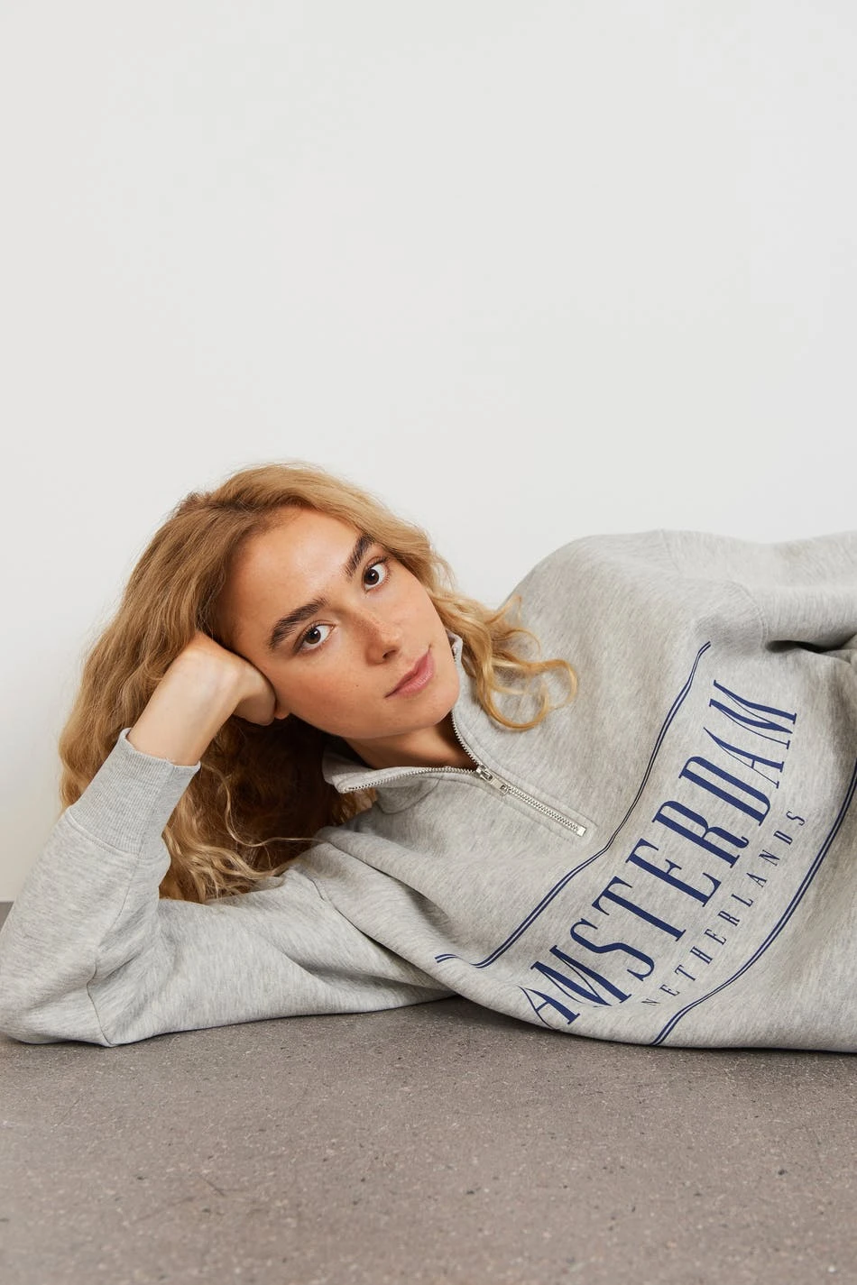 Gina Tricot Mindy Zip Sweater Greymel/print 2 Gina Tricot Mindy Zip Sweater Greymel/print - Image 2