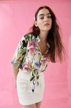 Gina Tricot Indiana Tie Front Shirt White Jungle